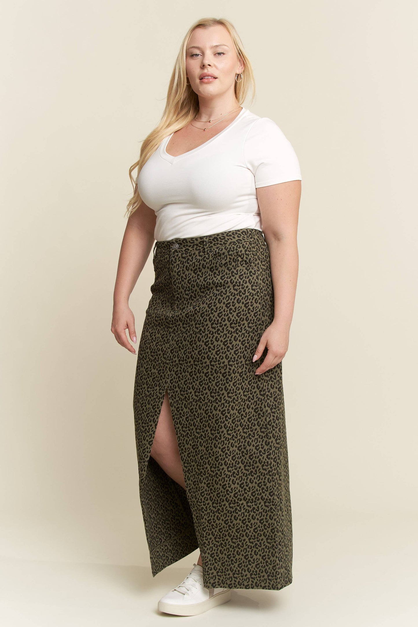 PLUS SIZE LEOPARD PRINT FRONT SLIT SKIRTS