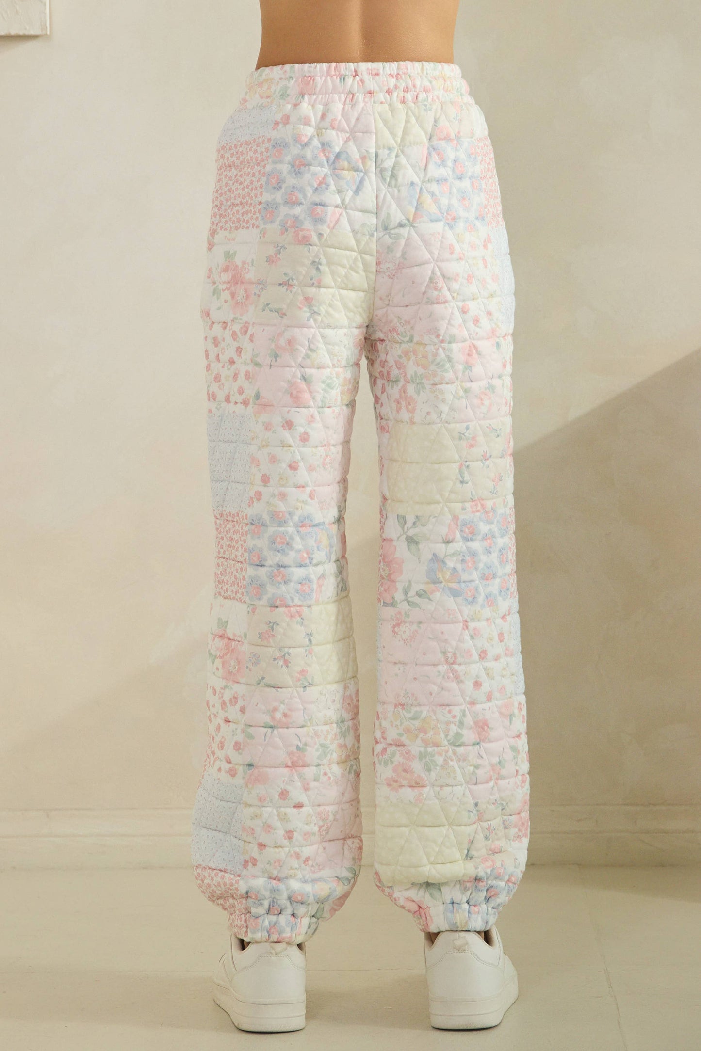 Floral textured lounge pants