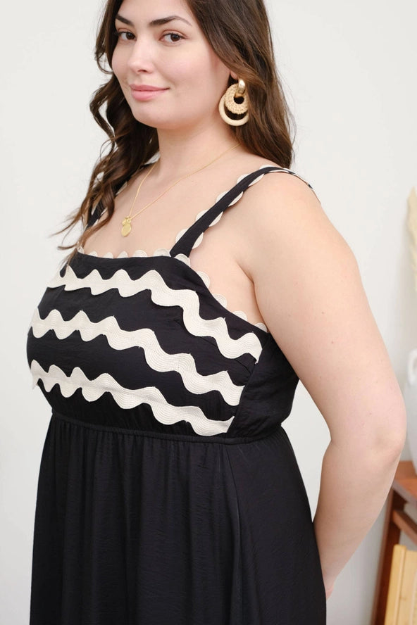 Plus Wavy Detail Midi Dress- BLACK