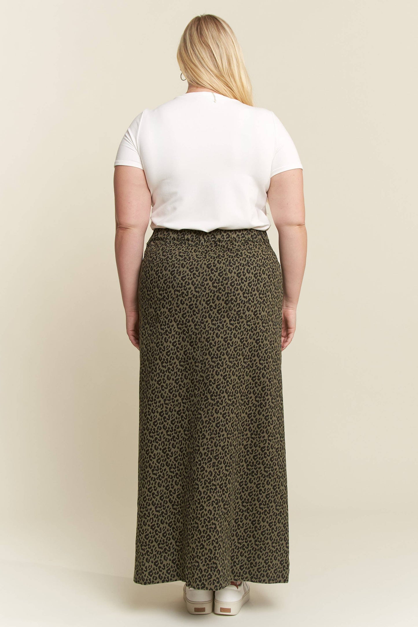 PLUS SIZE LEOPARD PRINT FRONT SLIT SKIRTS