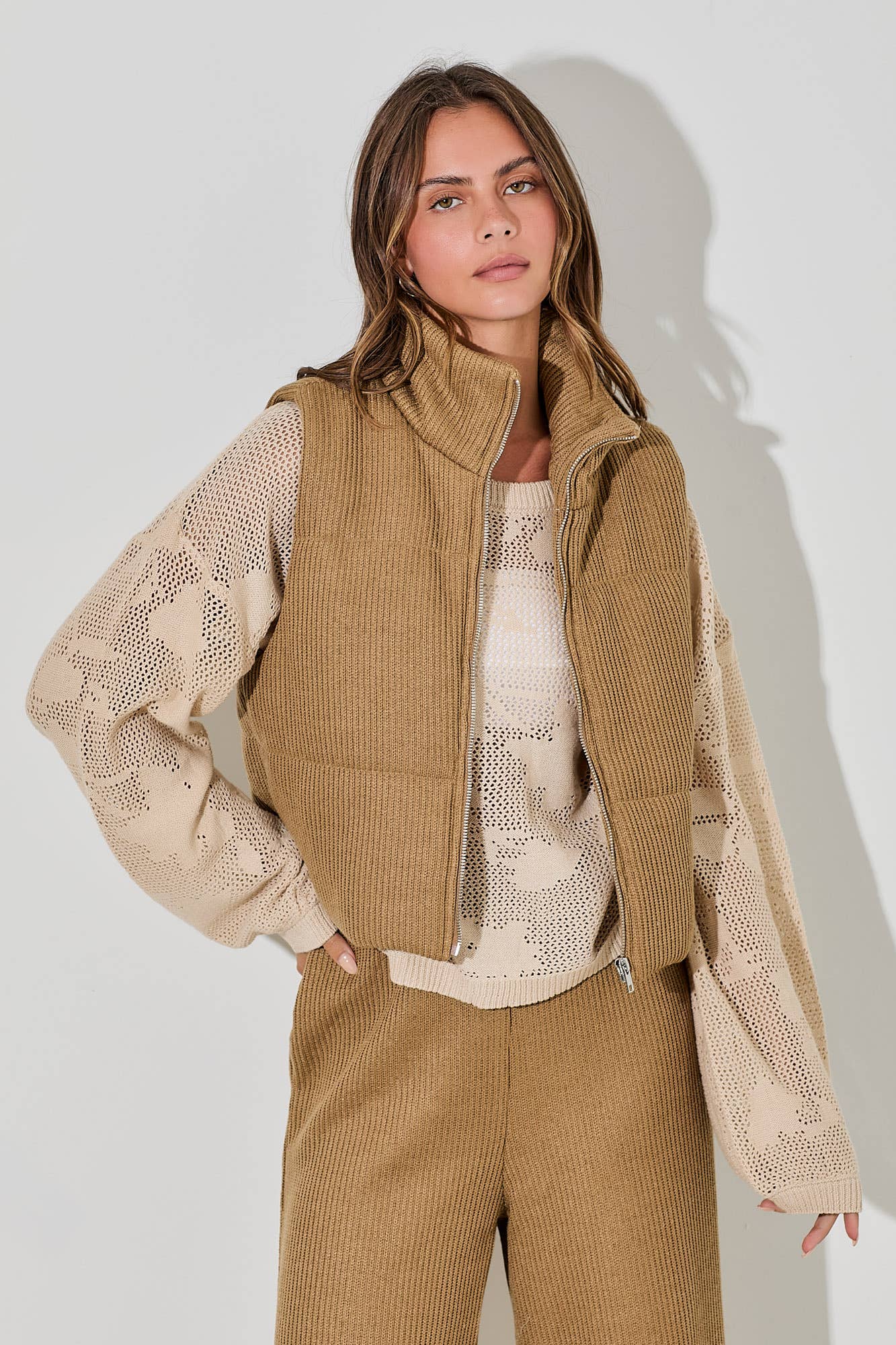 TEXTURED PUFFER VEST