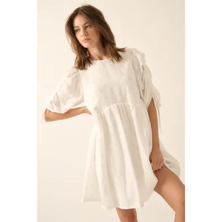 Bow-Embroidered Ruched-Sleeve Babydoll Mini Dress : Off-white