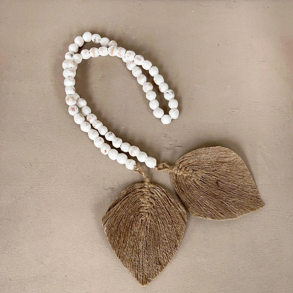 Bead Garland with Twine Leaves