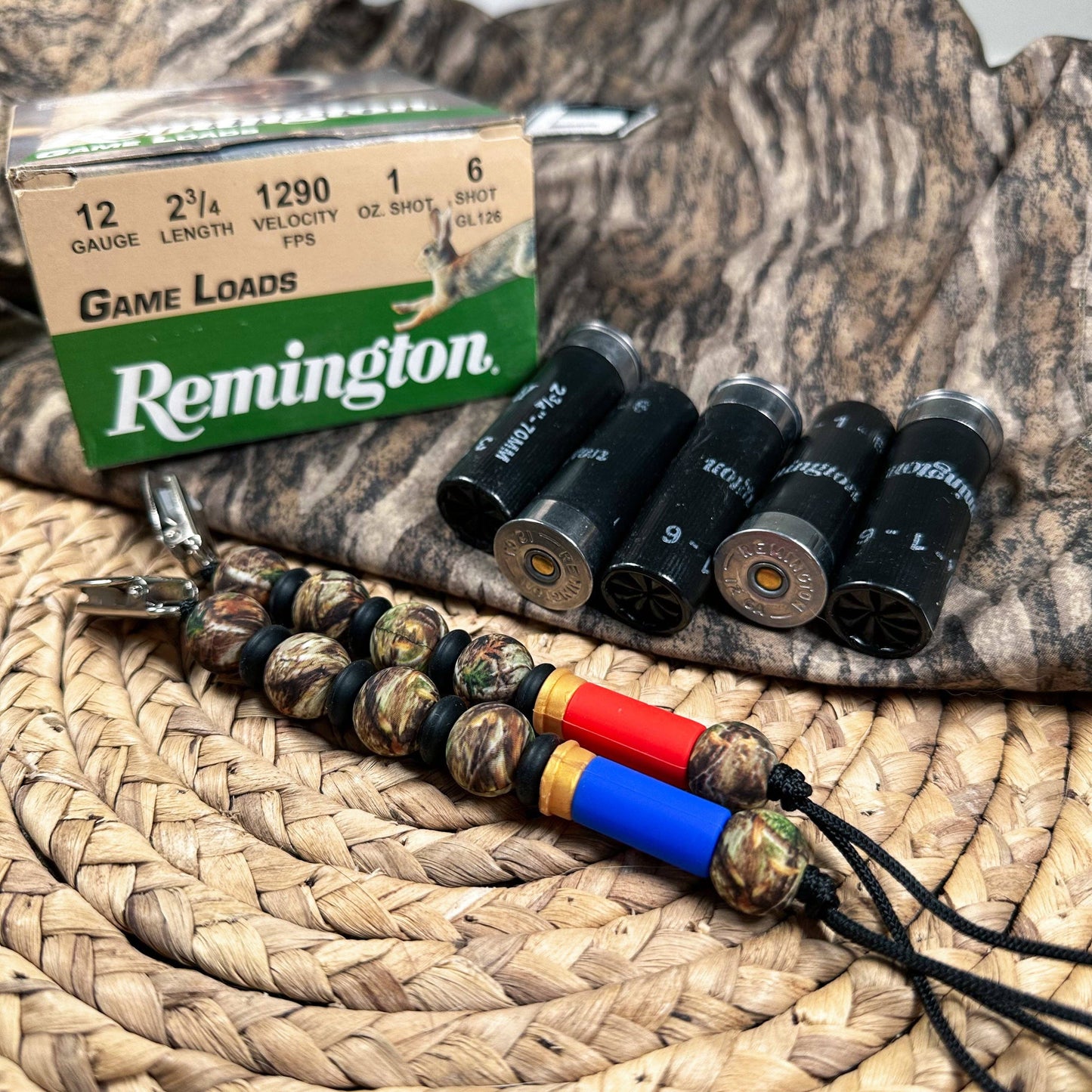 Ridge & Co Shell Design Pacifier Clip