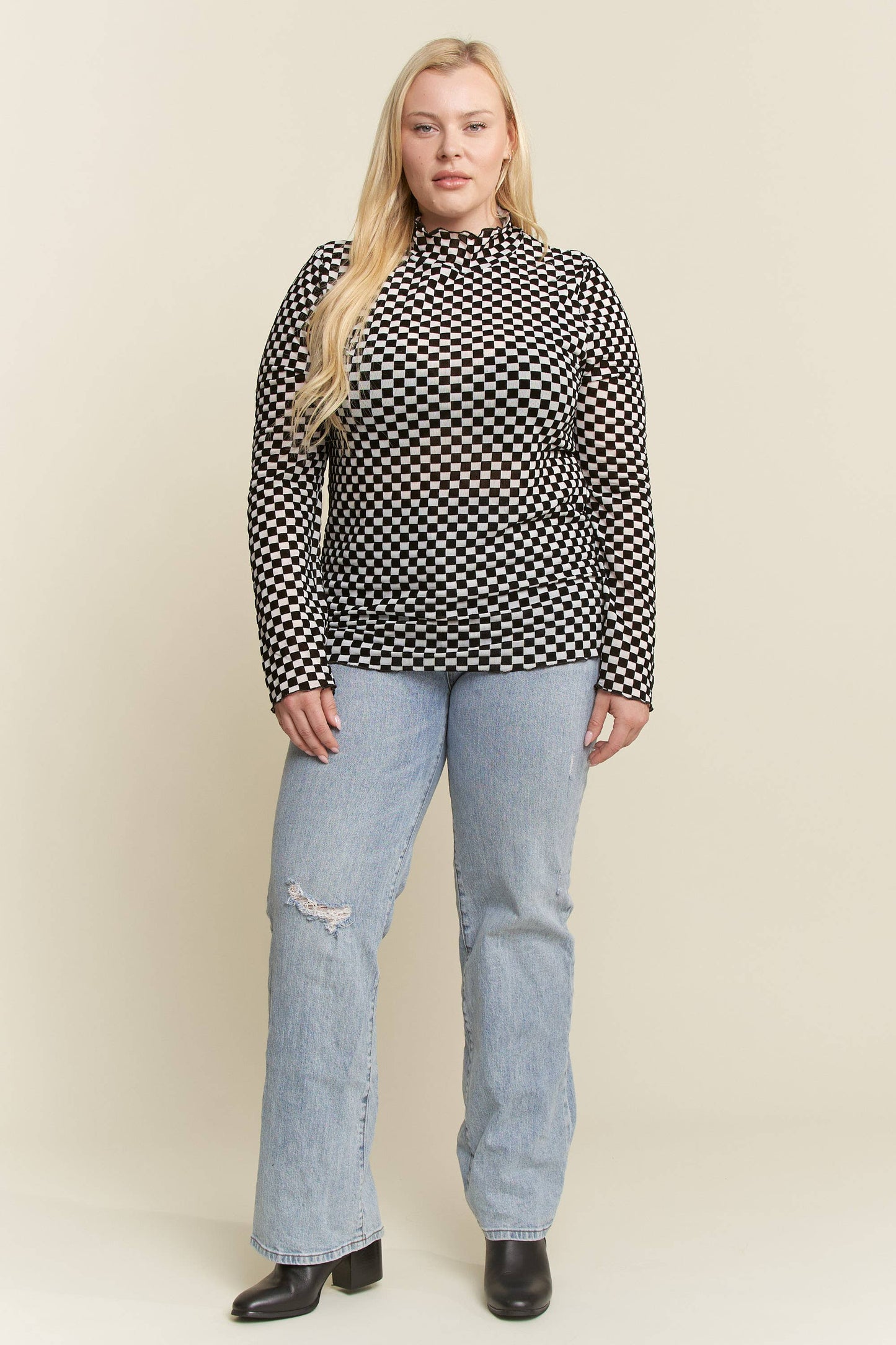 PLUS SIZE LONG SLEEVE CHECKERED MESH MOCK NECK TOP