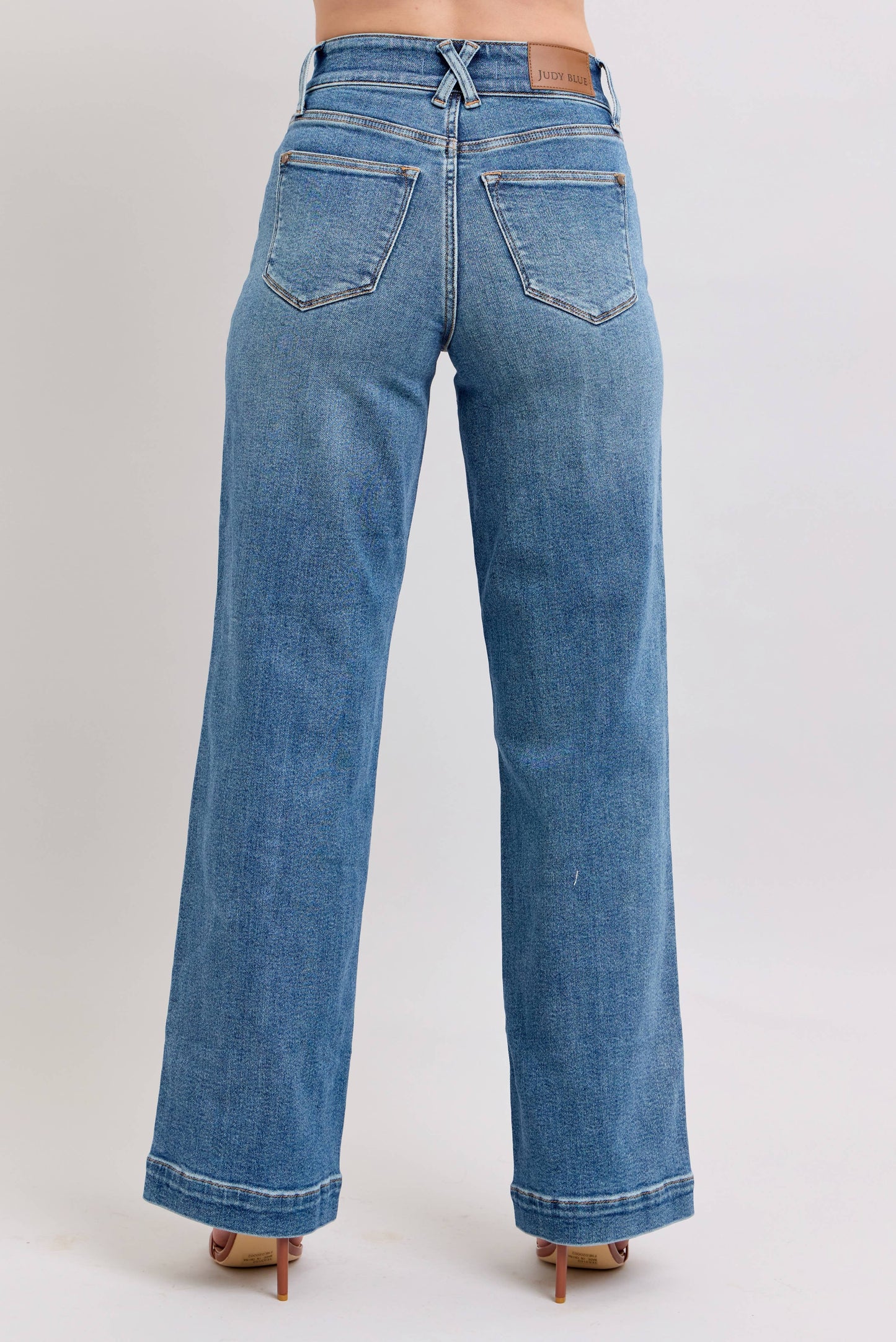 HW Star & Front Seam Detail Wide