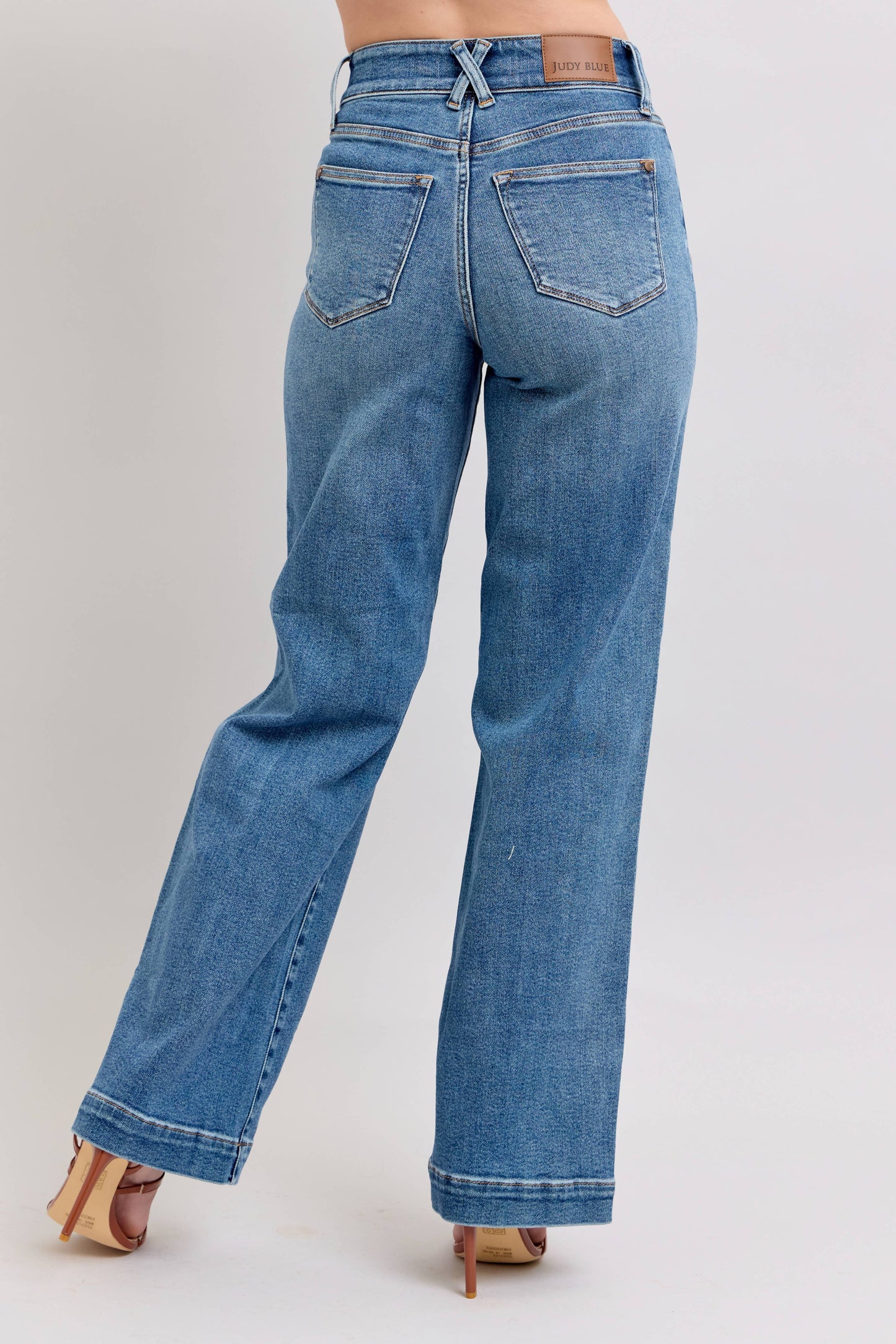 HW Star & Front Seam Detail Wide