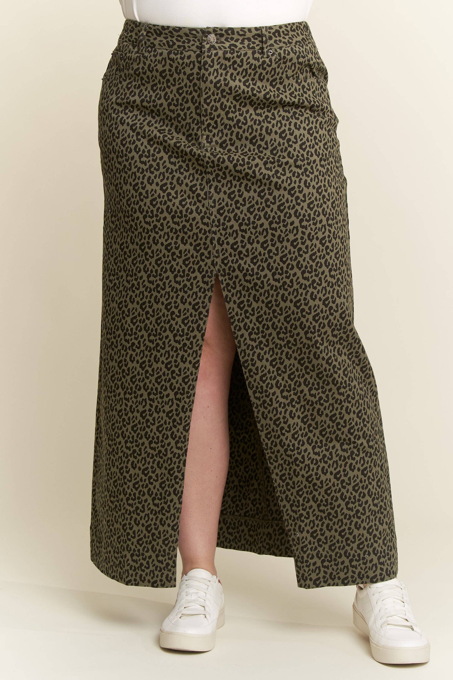 PLUS SIZE LEOPARD PRINT FRONT SLIT SKIRTS