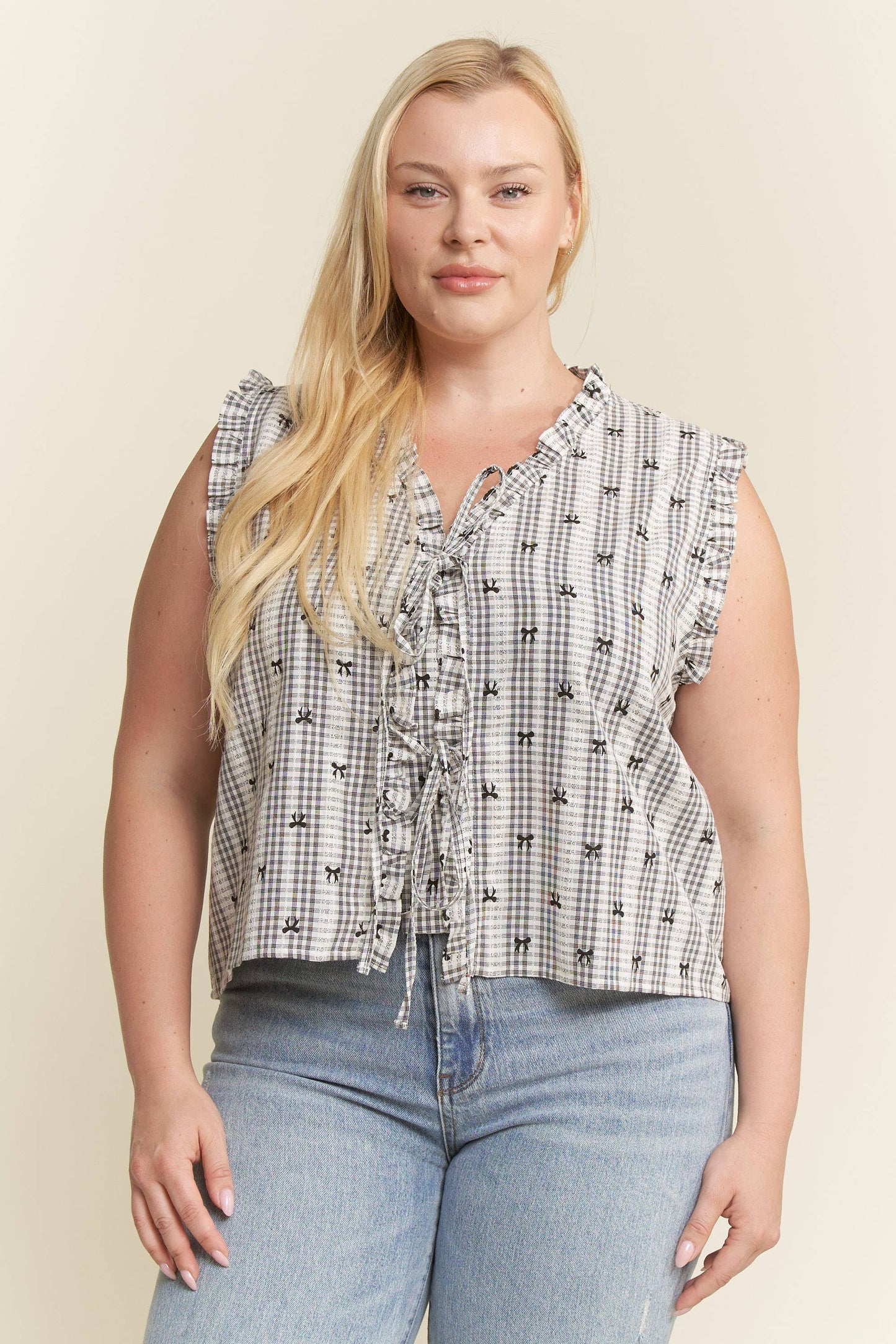PLUS SIZE BOW PRINT PLAID TIE FRONT TOP