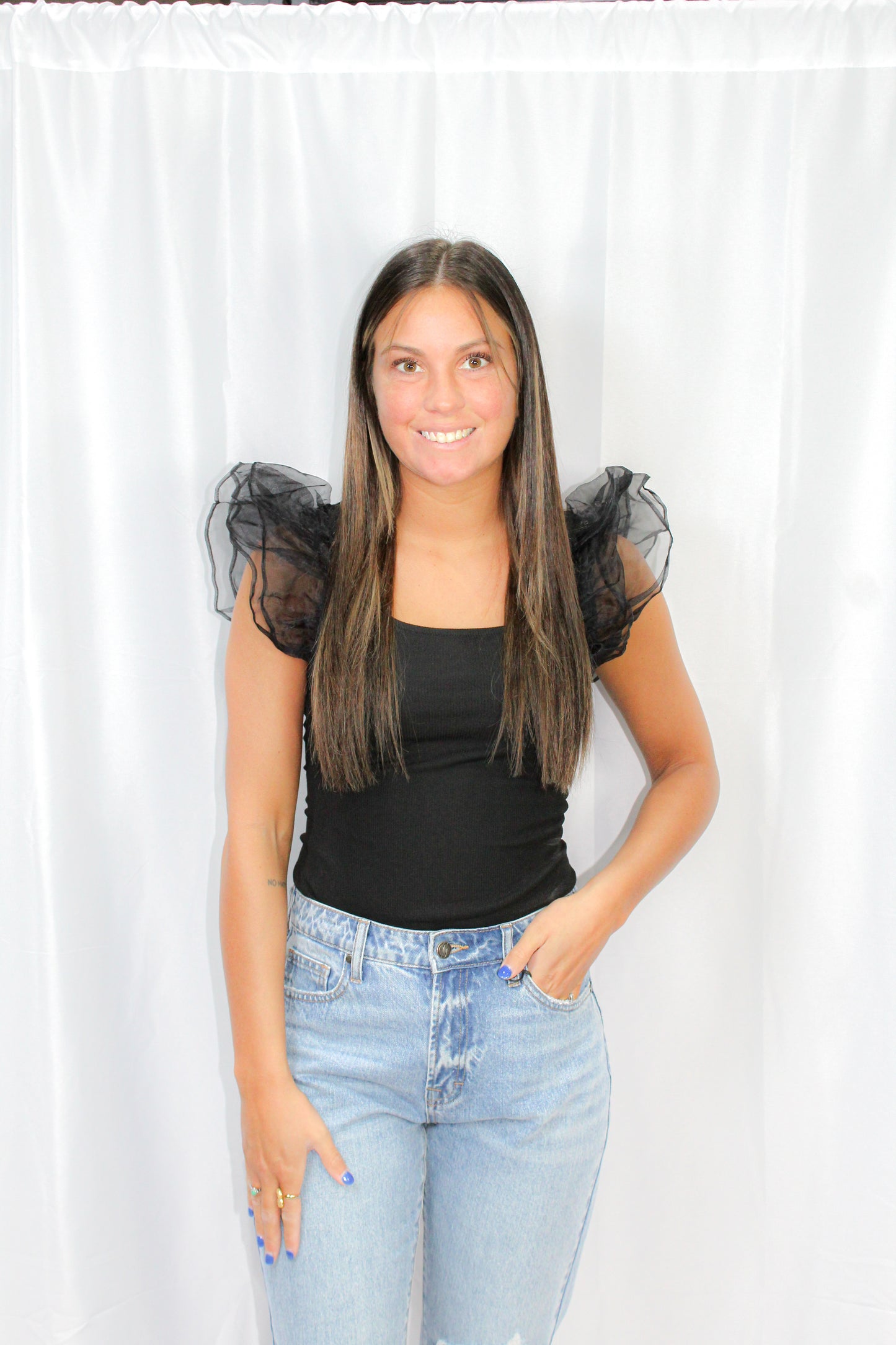 Solid Scoop Neck Tulle Sleeve Rib Knit Bodysuit: Black