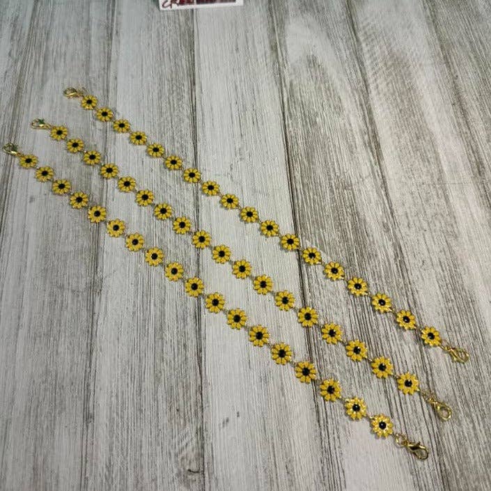 Trucker Hat Chains