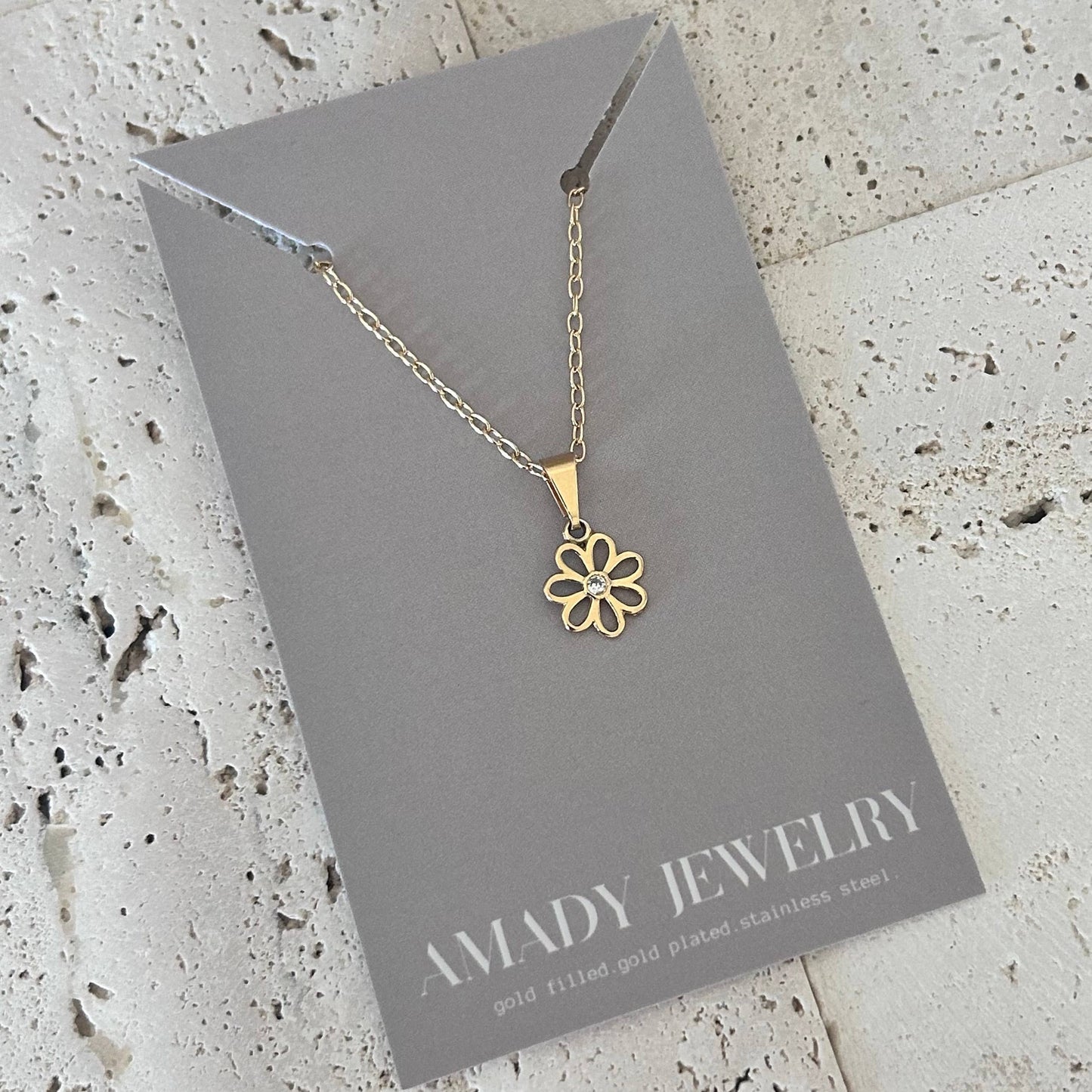 Flower charm pendant chain necklace 18k gold-filled daisy 