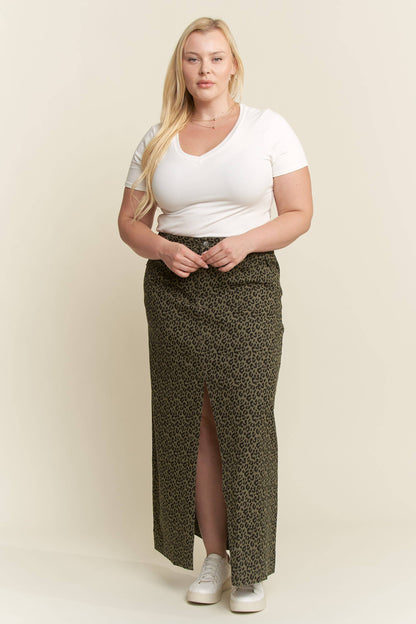 PLUS SIZE LEOPARD PRINT FRONT SLIT SKIRTS