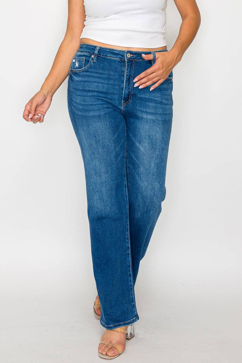 PLUS SIZE HIGH RISE STRAIGHT LEG JEAN