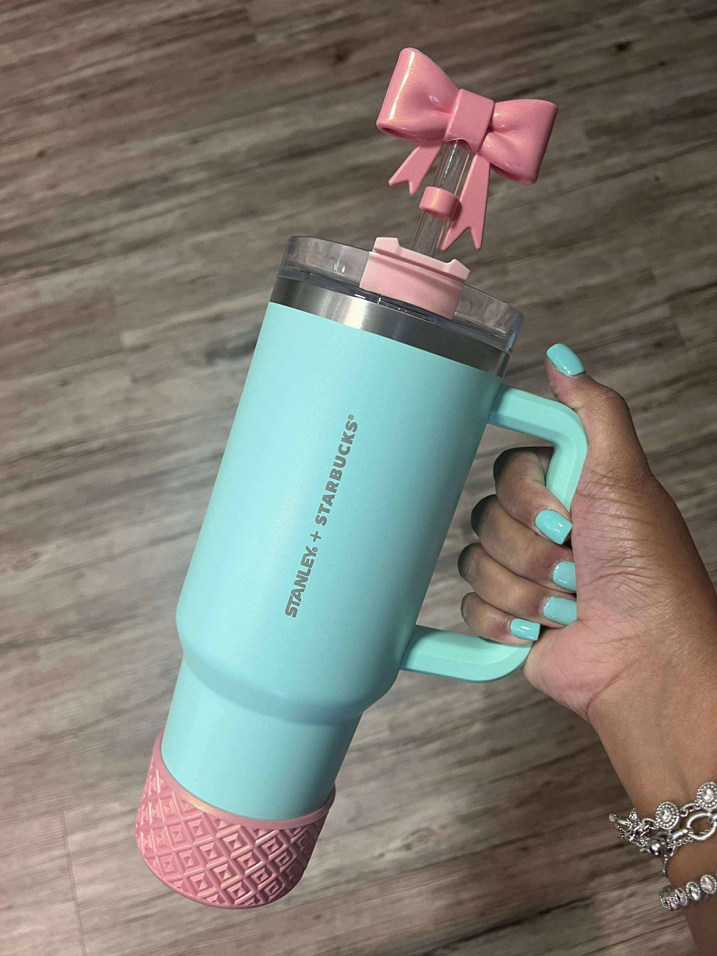 Blush Metallic Large Bow - Silicone Straw Topper 10mm