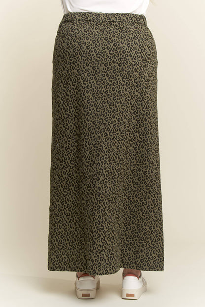 PLUS SIZE LEOPARD PRINT FRONT SLIT SKIRTS