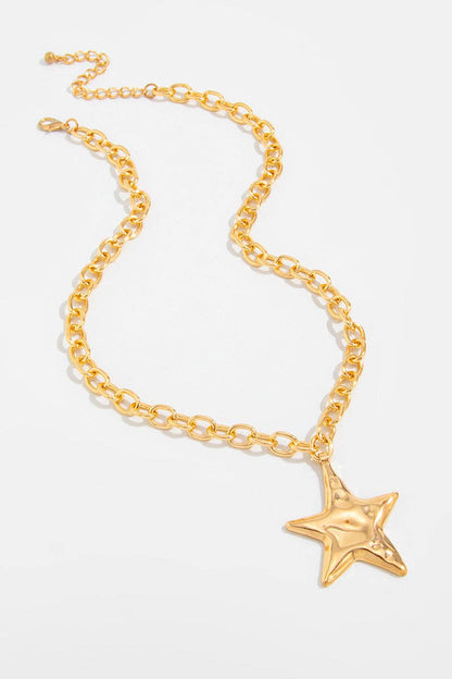 Star Pendant Chain Necklace