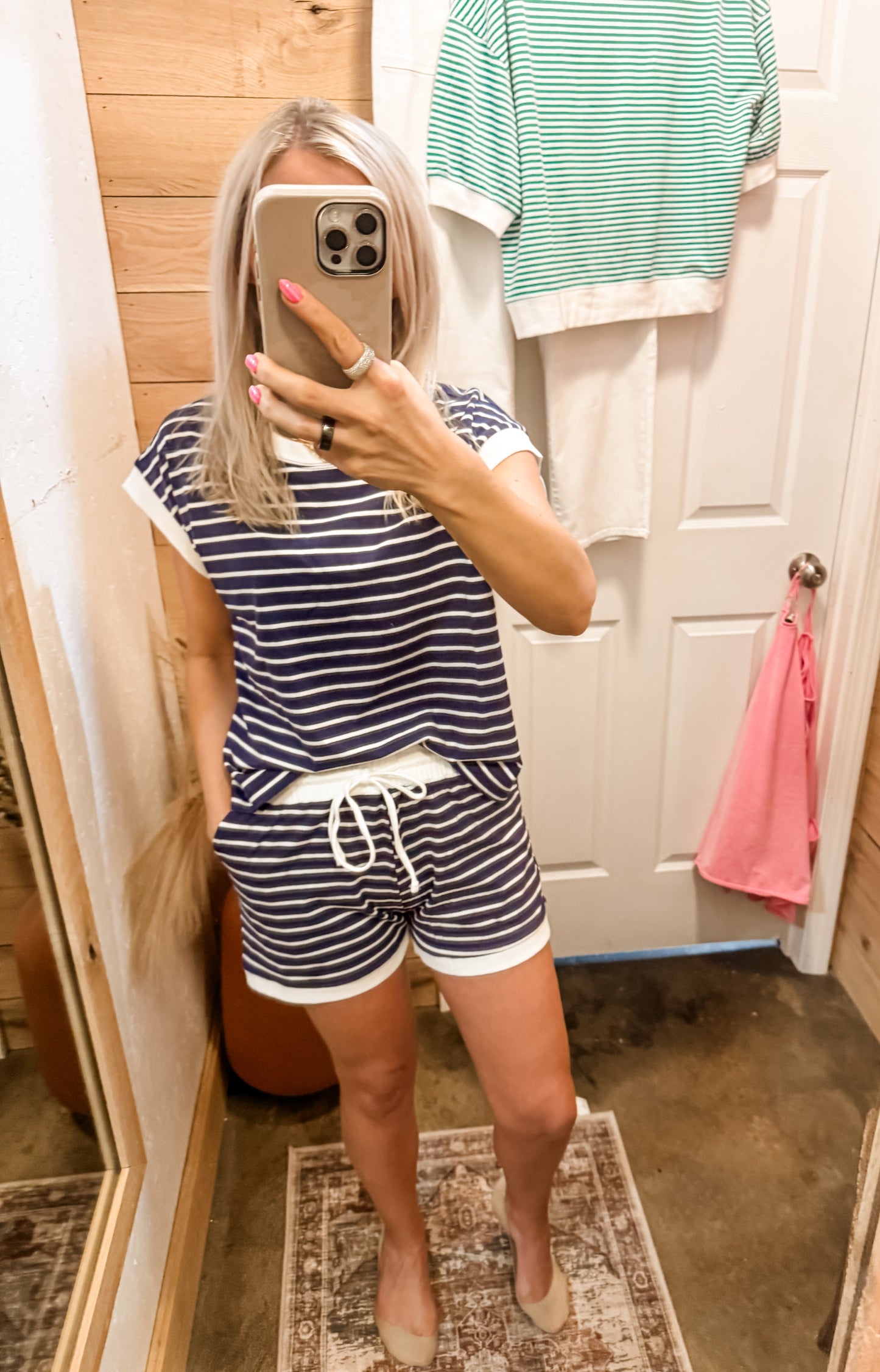 STRIPE CONTRAST TRIM TOP & SHORTS SET