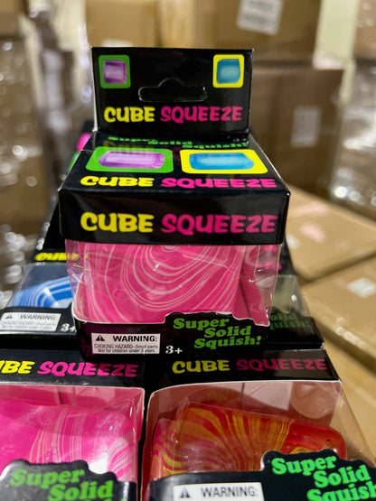 Swirly Design Cube\