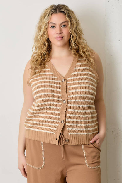 (PLUS) STRIPED SWEATER VEST