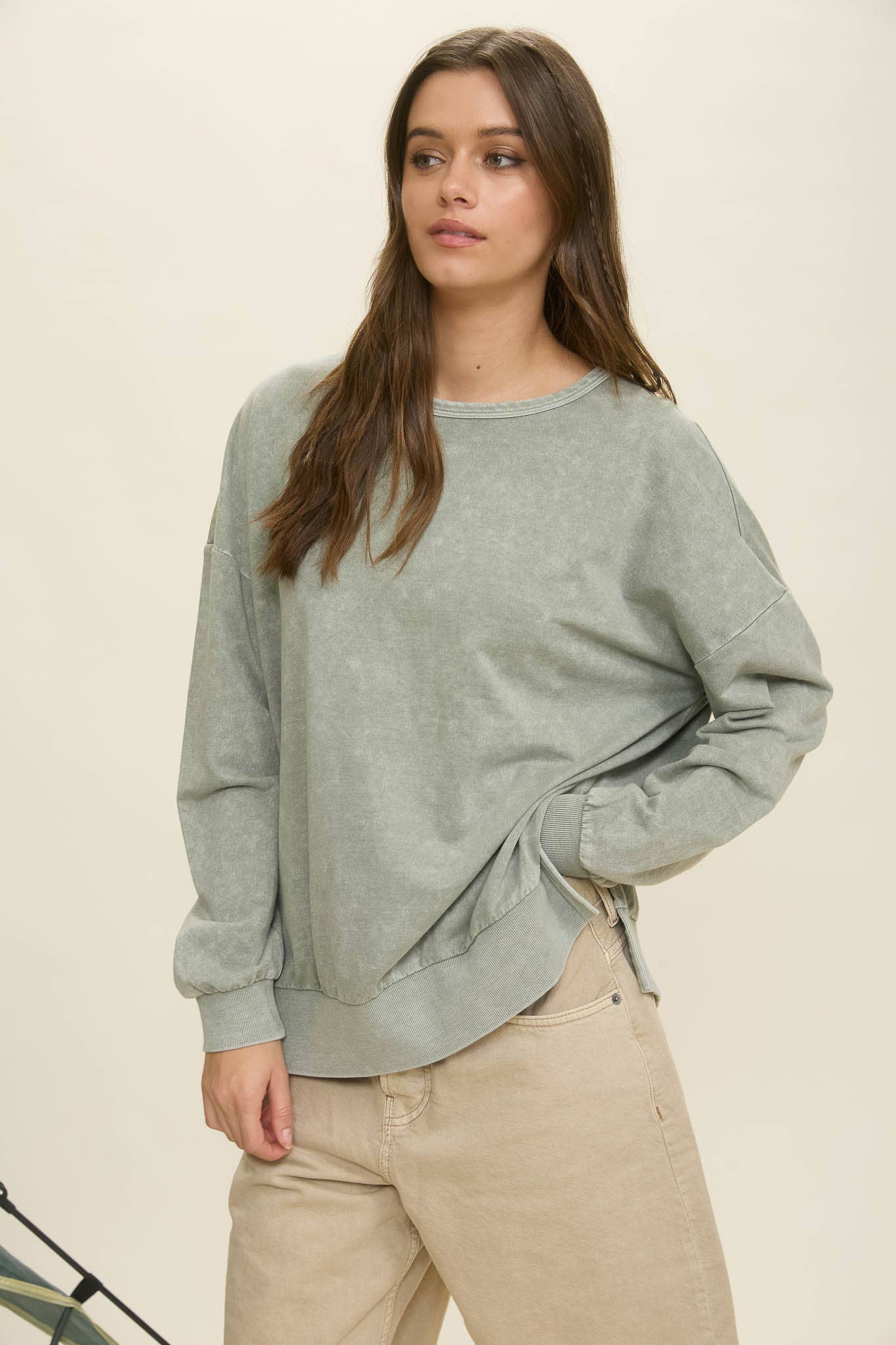 WASHED SIDE SPLIT LONG SLEEVE KNIT TOP