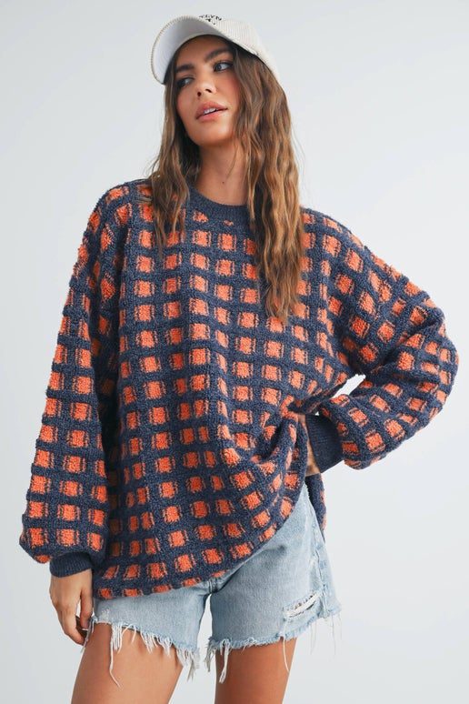 CHECKERED OVERSIZED SWEATER: NAVY / RUST