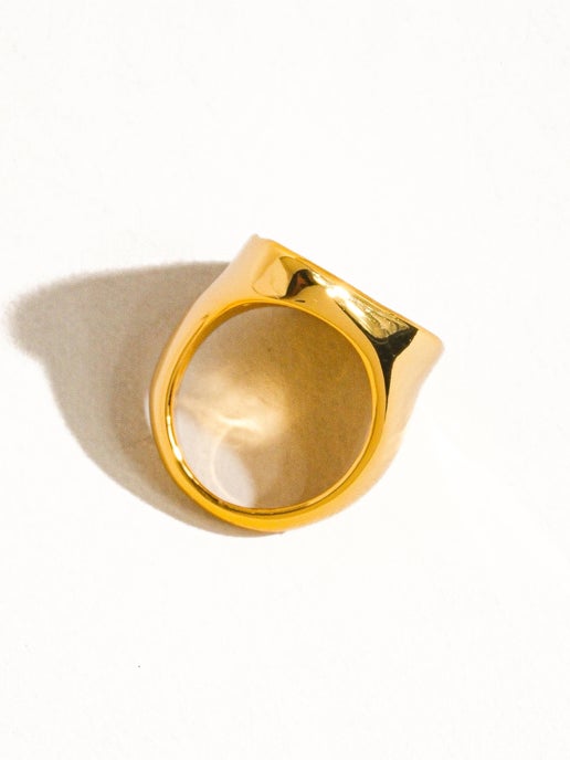 Calypso 18k Gold Natural Shell Statement Ring: White