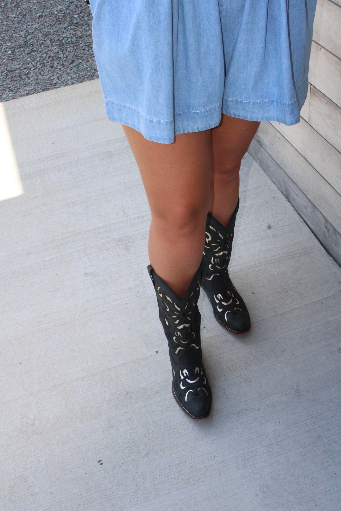 Black and Gold detailed Cowgirl Boots