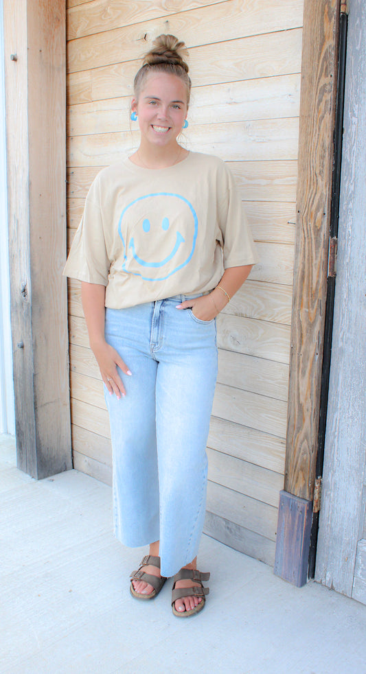 Smile Happy Face: Tan