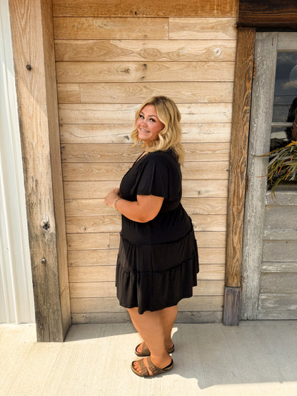 Plus Size Short Sleeve V-neck Tiered Midi Dress