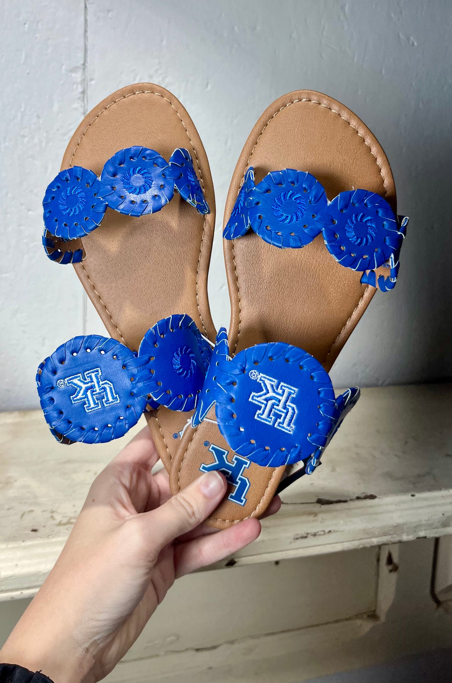 Kentucky Wildcats Ladies Sandals- Double Strap Whipstitch