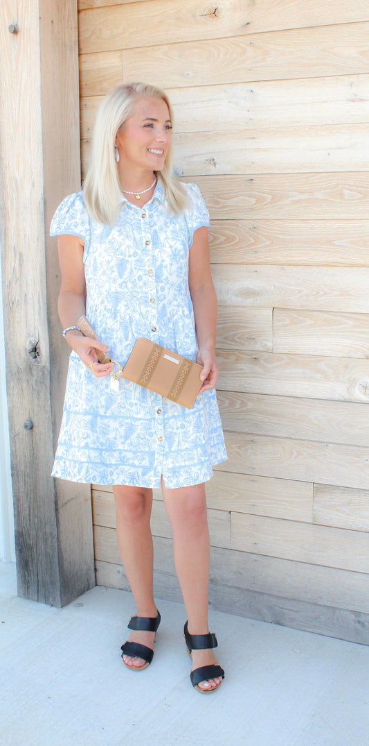 VINTAGE-INSPIRED FLORAL SHIRT DRESS
