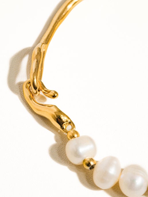 Olivia Gold Non-Tarnish Natural Pearl Gold Bracelet: Yellow Gold