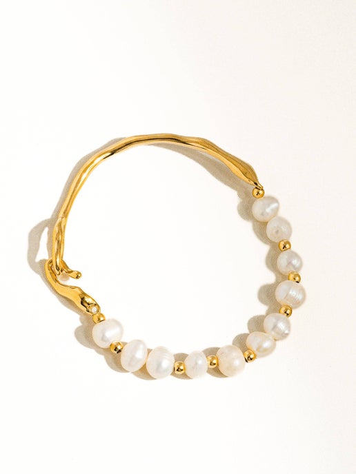 Olivia Gold Non-Tarnish Natural Pearl Gold Bracelet: Yellow Gold