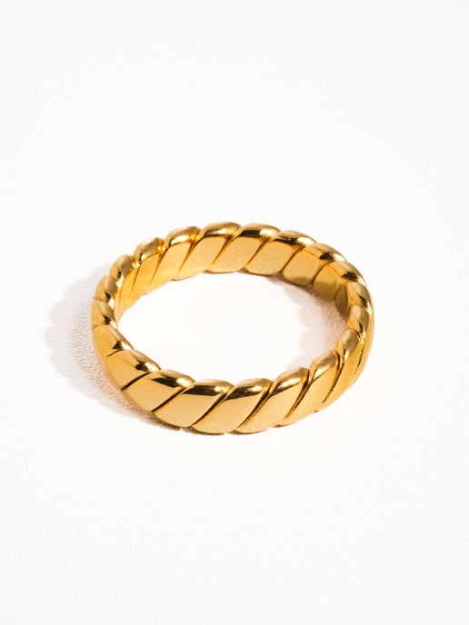 Pierre 18K Gold Non-Tarnish Braided Stack Ring: Yellow Gold