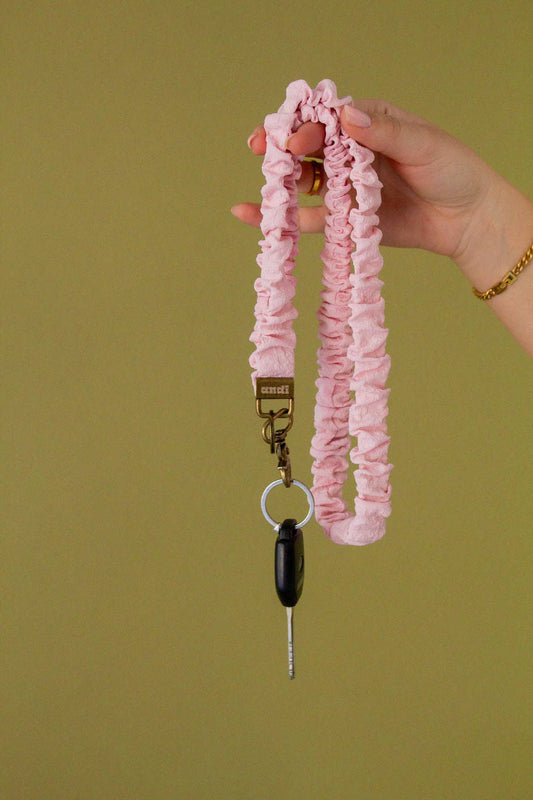 Dainty Pink Textured Lanyard