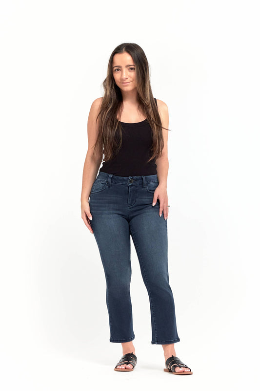 Petite 24" Better Butter Slim Straight Jean in Lanie