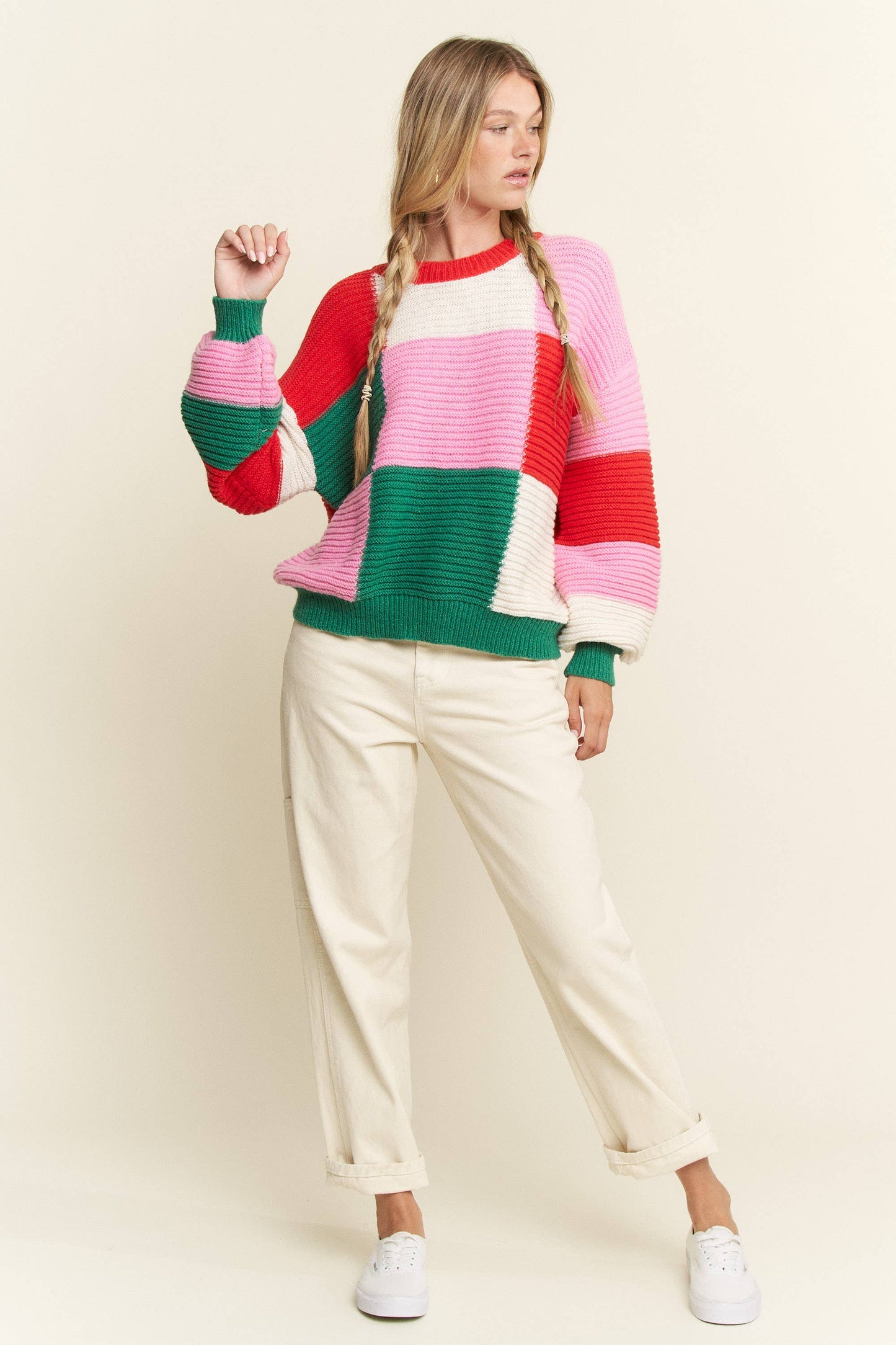 GEOMETRIC MULTICOLOR KNIT SWEATER