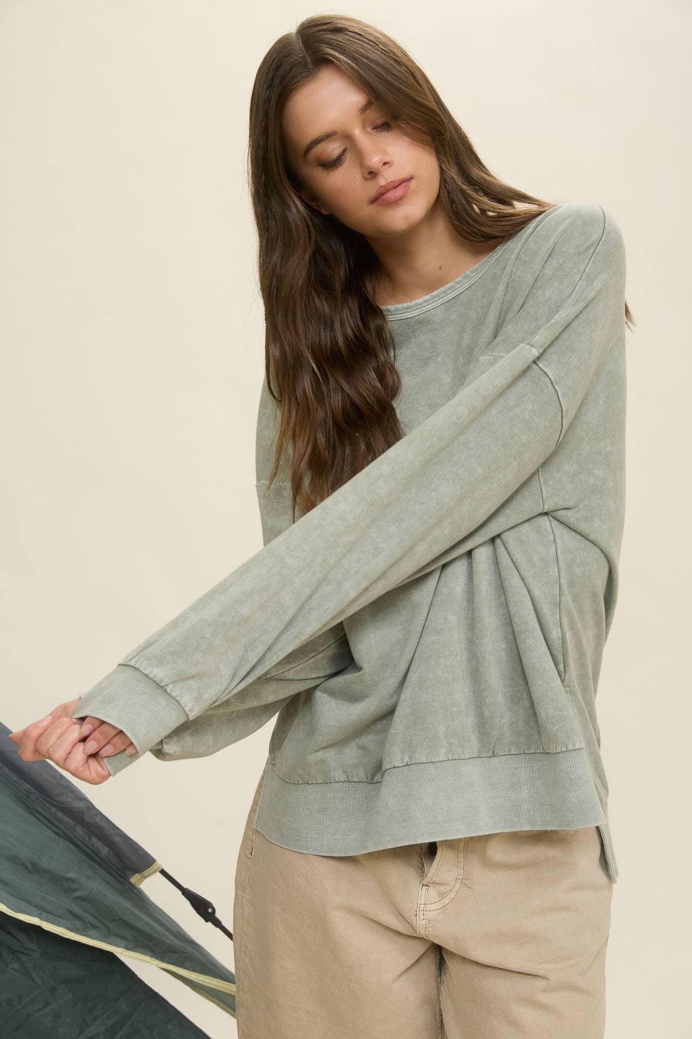 WASHED SIDE SPLIT LONG SLEEVE KNIT TOP