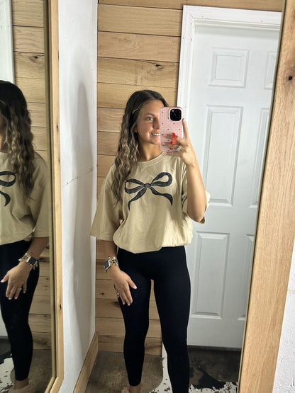 Extra soft bow Graphic Tee