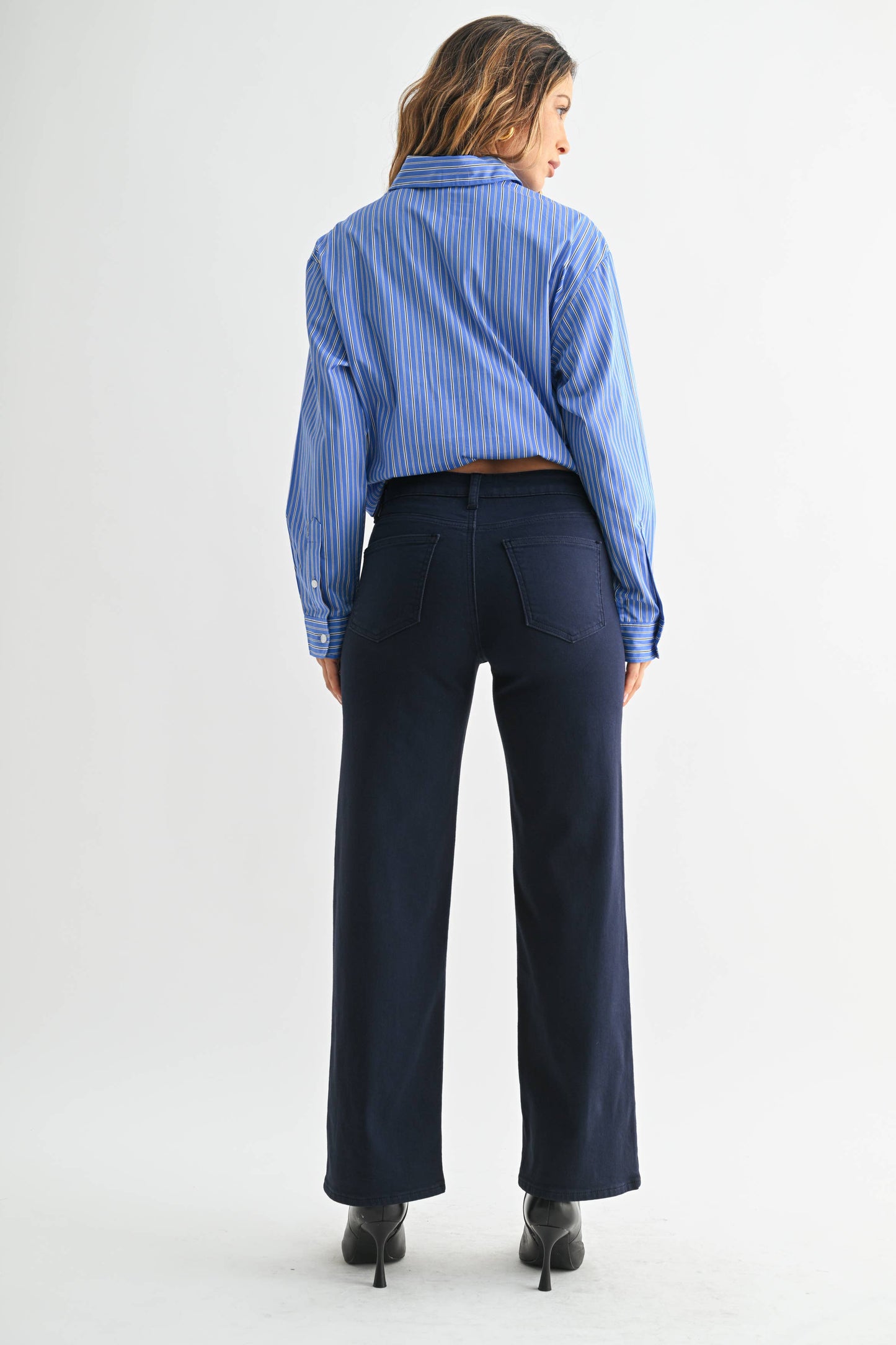 NAVY - Utility Pocket Relaxed Jean