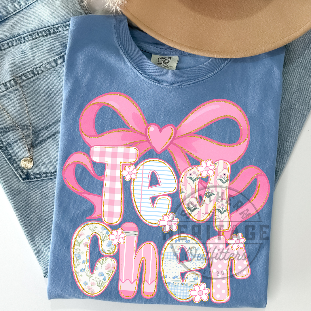 Patchwork Teacher Bow Tee – Comfort Colors