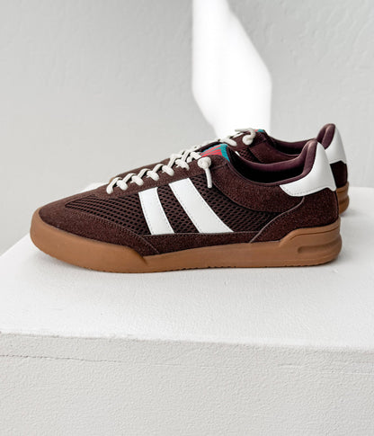 Brita Sneaker in Brown