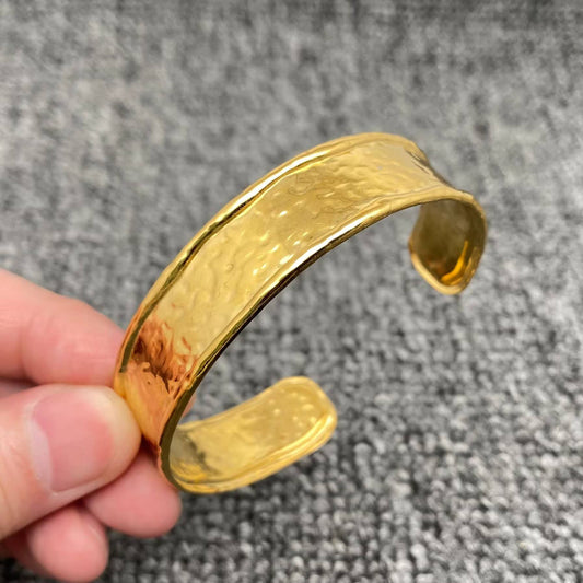 Hammered Texture 18K Gold Plated Stainless Steel Cuff