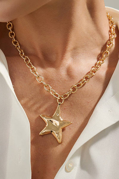 Star Pendant Chain Necklace