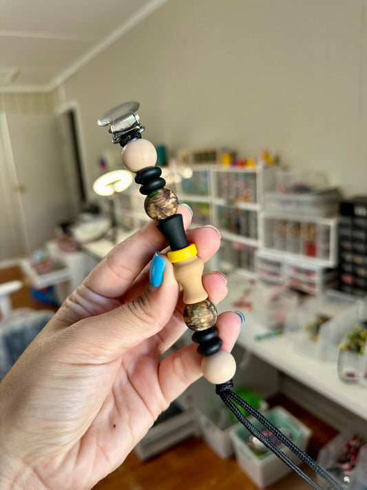 WS Black Duck Call Pacifier Clip