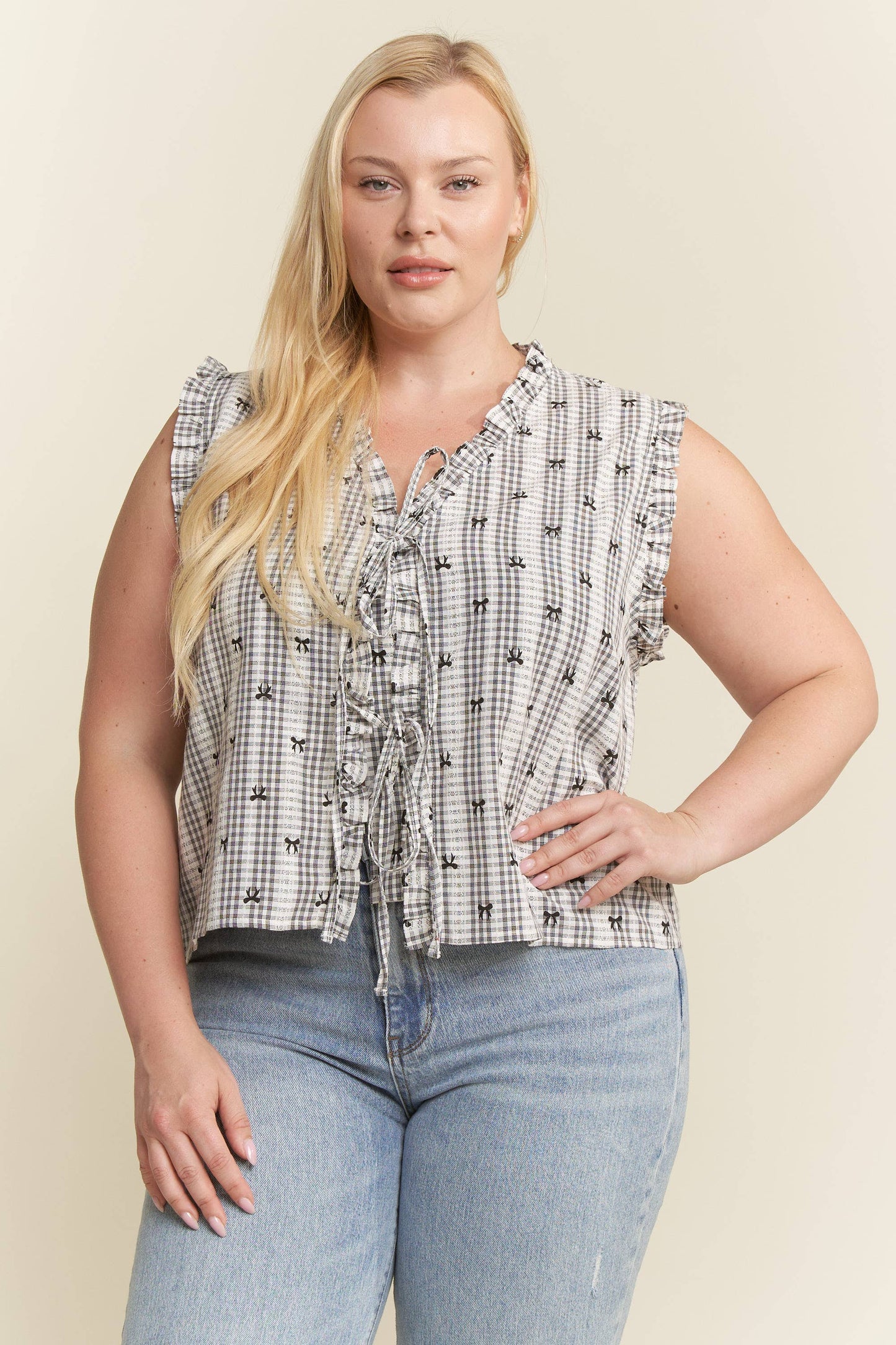 PLUS SIZE BOW PRINT PLAID TIE FRONT TOP