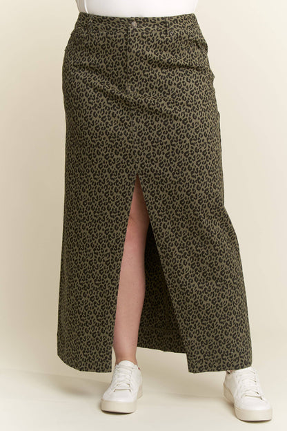 PLUS SIZE LEOPARD PRINT FRONT SLIT SKIRTS