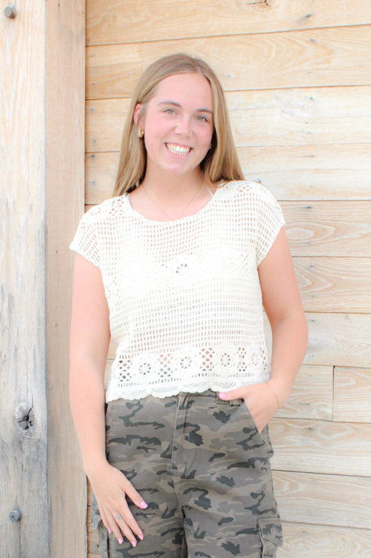 Short Sleeve Round Neck Crochet Top