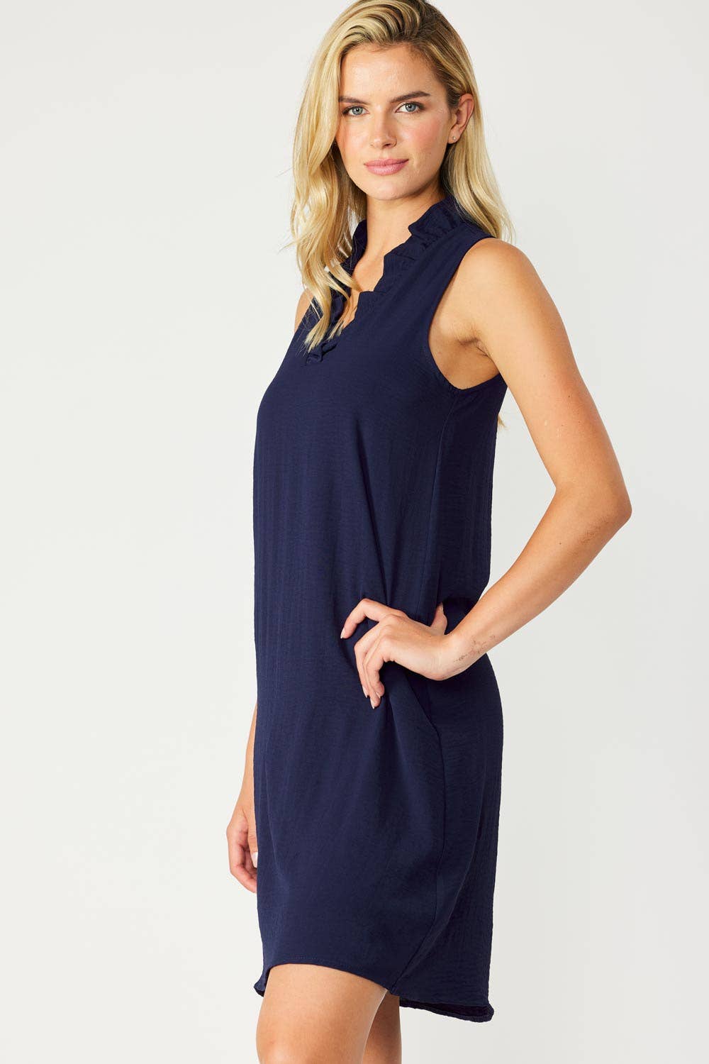 SLEEVELESS SOLID WOVEN DRESS WITH LINING
